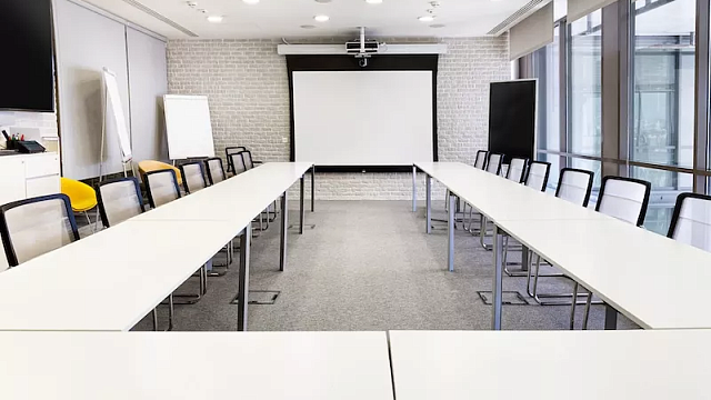 Зал-трансформер “Вкусно и точка”