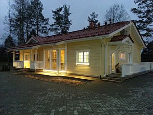 (Гостевой домик у озера)